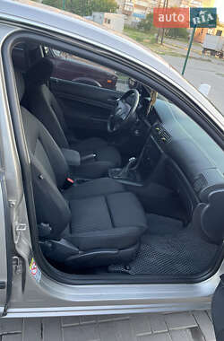 Лифтбек Skoda Superb 2007 в 