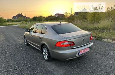 Лифтбек Skoda Superb 2008 в 