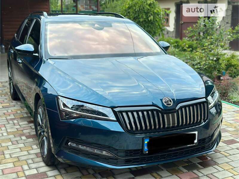 Універсал Skoda Superb 2020 в Дніпрі