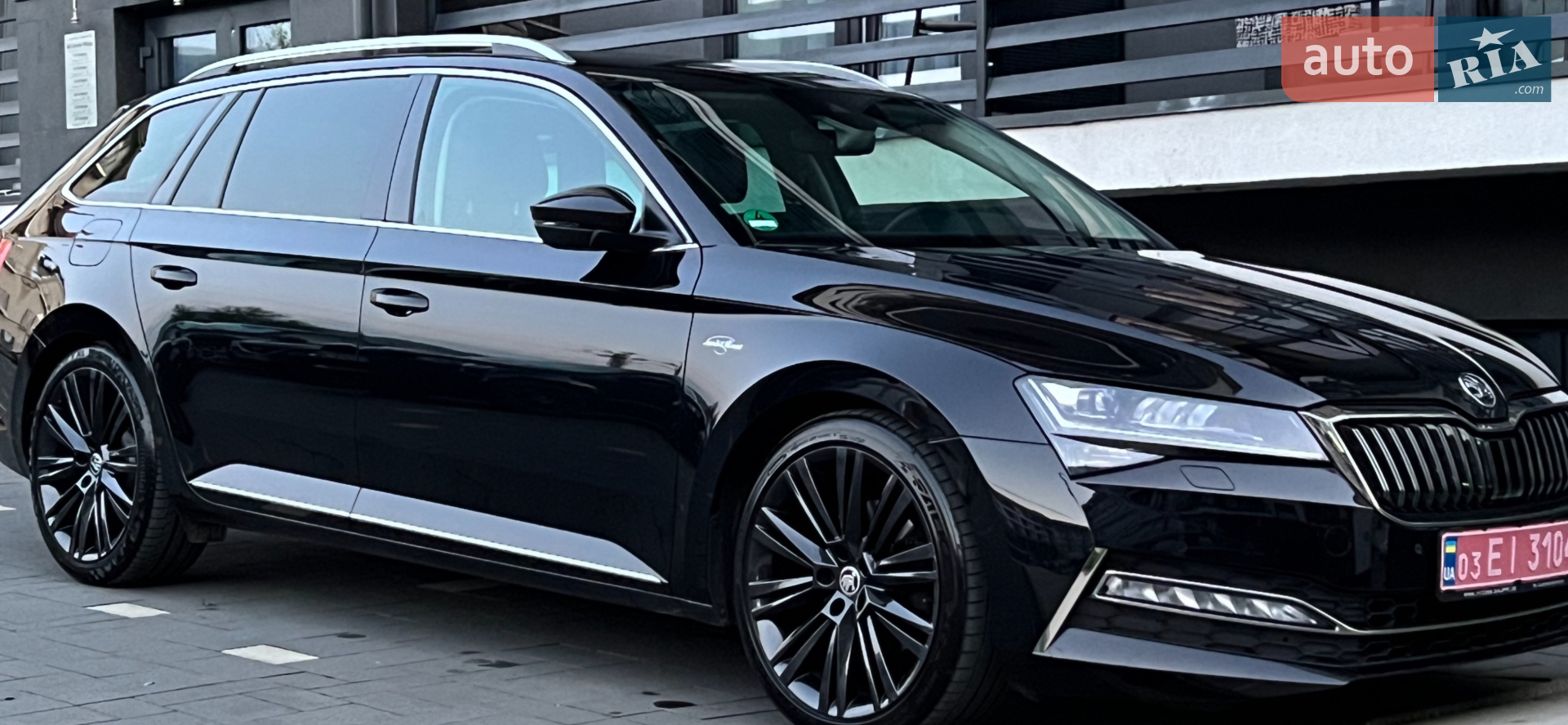 2019 Skoda Superb - мініатюра 2