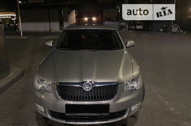 Лифтбек Skoda Superb 2012 в Днепре