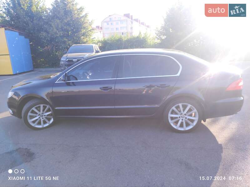 Лифтбек Skoda Superb 2012 в Киеве