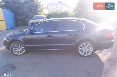 Лифтбек Skoda Superb 2012 в 
