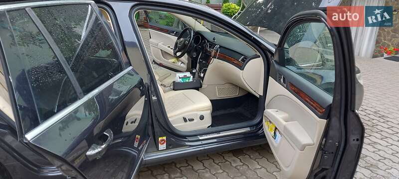Универсал Skoda Superb 2011 в Жовкве