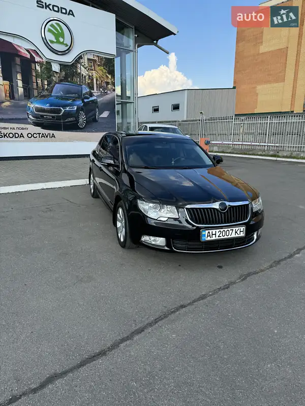 Skoda Superb 2012