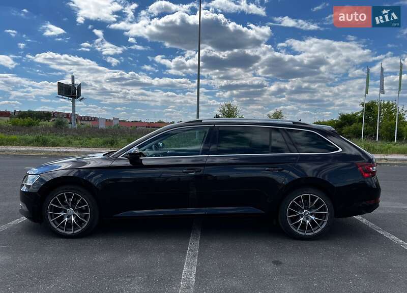 Универсал Skoda Superb 2015 в Киеве