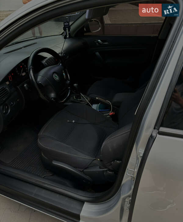 Ліфтбек Skoda Superb 2008 в Львові