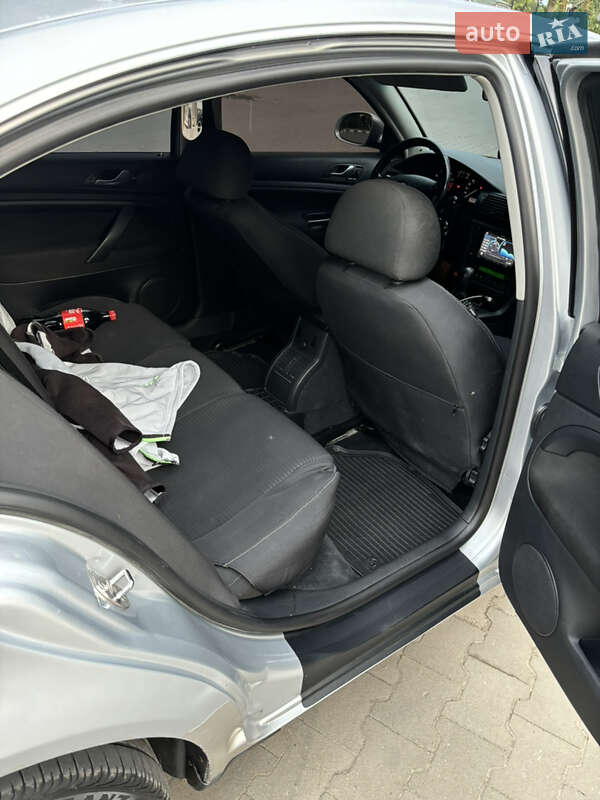Ліфтбек Skoda Superb 2008 в Львові
