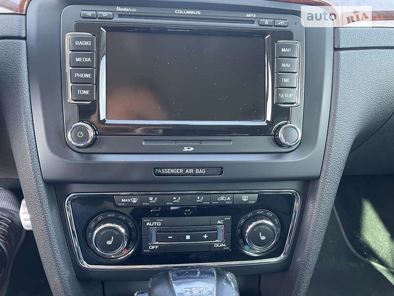 Универсал Skoda Superb 2011 в Тернополе