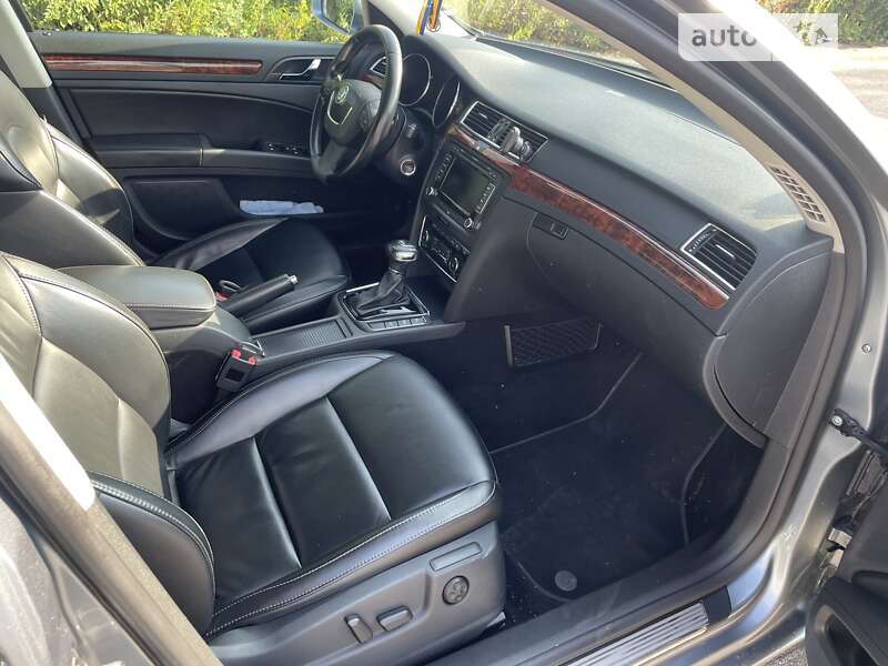 Универсал Skoda Superb 2011 в Тернополе