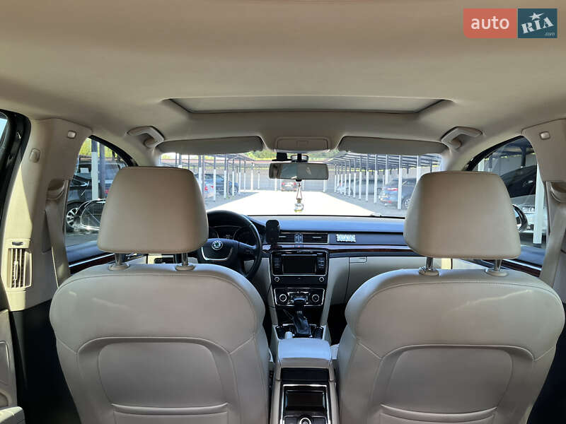 Ліфтбек Skoda Superb 2012 в Шептицькому
