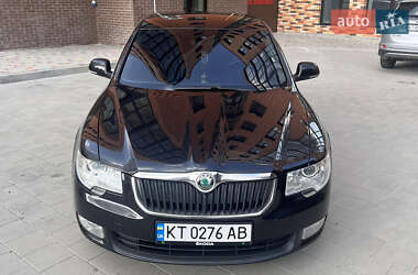 Лифтбек Skoda Superb 2011 в 