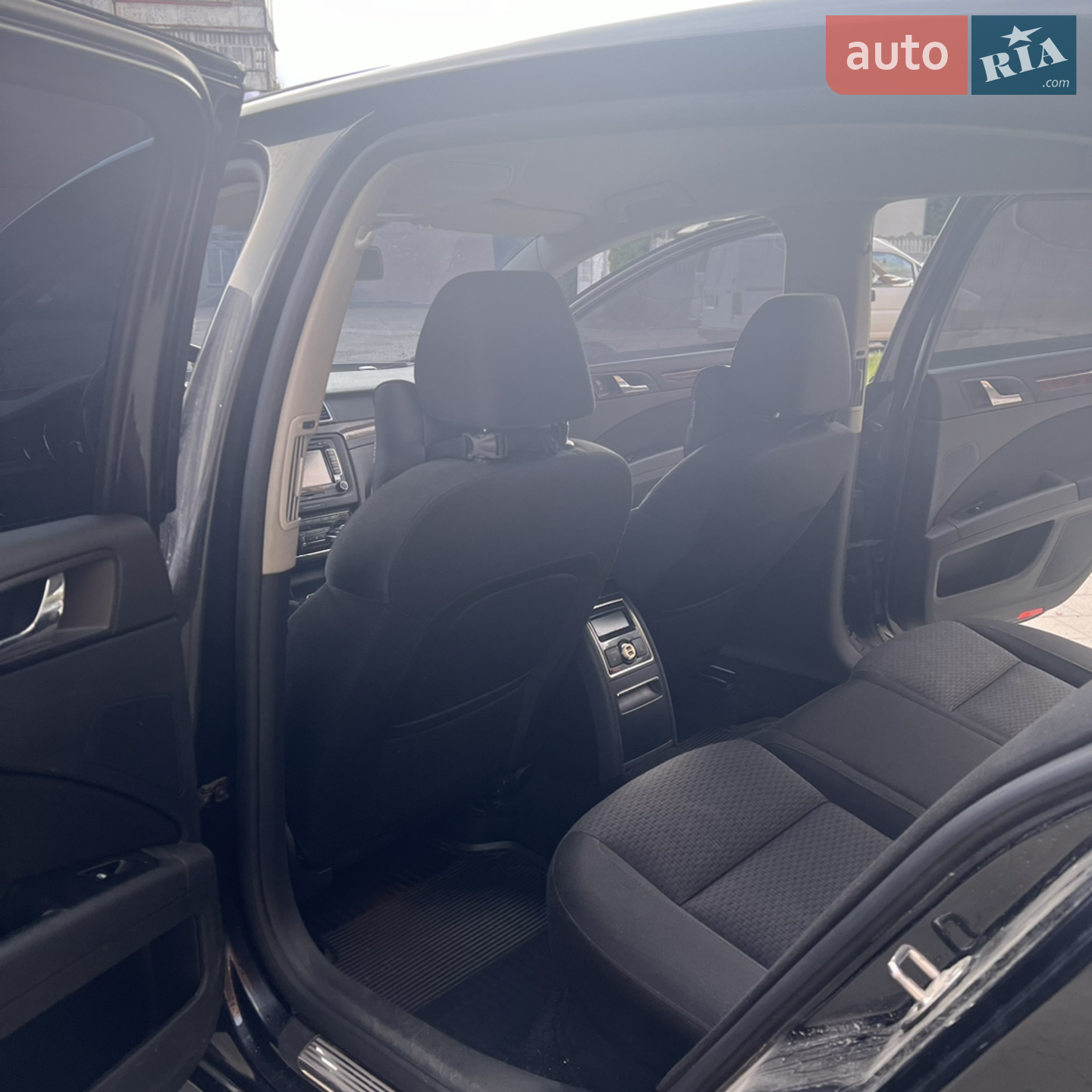2011 Skoda Superb - мініатюра 24