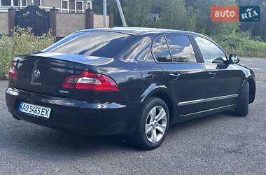 Лифтбек Skoda Superb 2011 в Хусте