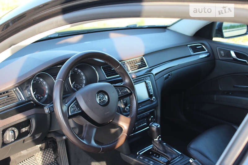 Лифтбек Skoda Superb 2013 в Львове