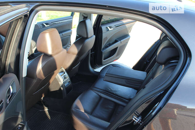 Лифтбек Skoda Superb 2013 в Львове