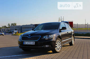 Лифтбек Skoda Superb 2013 в Львове