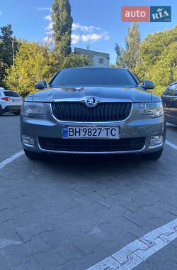 Лифтбек Skoda Superb 2009 в 