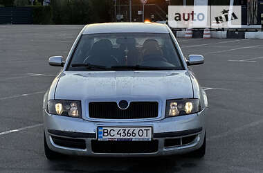 Ліфтбек Skoda Superb 2002 в Києві