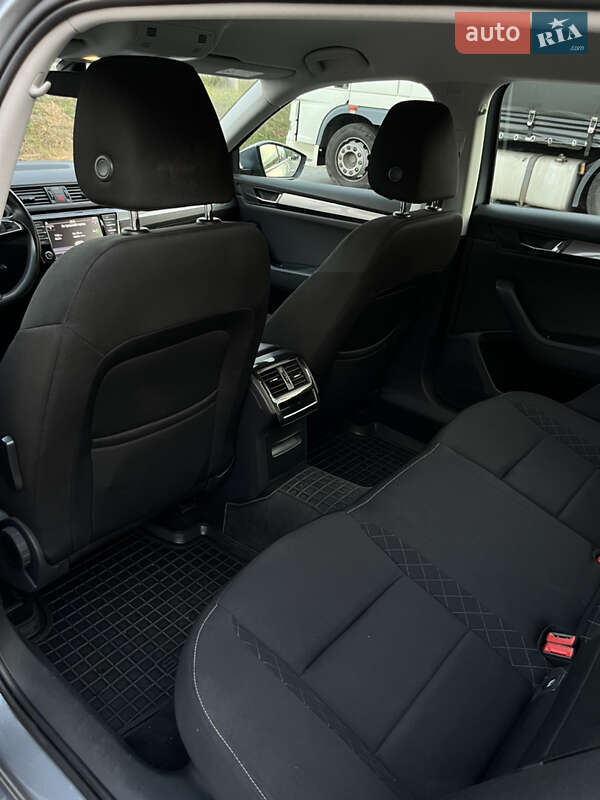 Універсал Skoda Superb 2017 в Луцьку фото 19 Універсал Skoda Superb 2017 в Луцьку