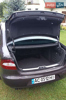 Лифтбек Skoda Superb 2008 в 