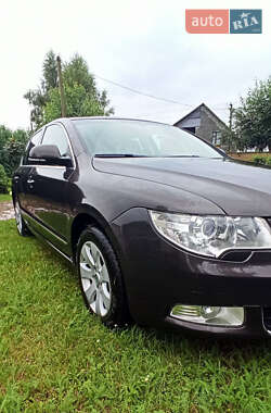 Лифтбек Skoda Superb 2008 в 