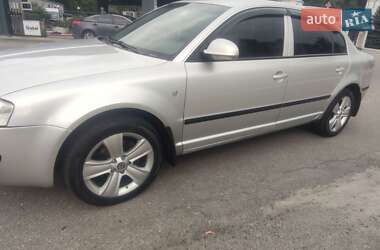 Лифтбек Skoda Superb 2006 в 