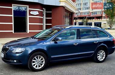 Универсал Skoda Superb 2014 в 