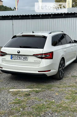 Универсал Skoda Superb 2016 в Ужгороде