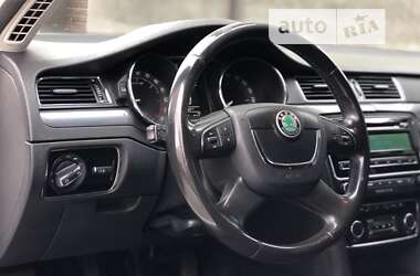 Лифтбек Skoda Superb 2011 в Ивано-Франковске