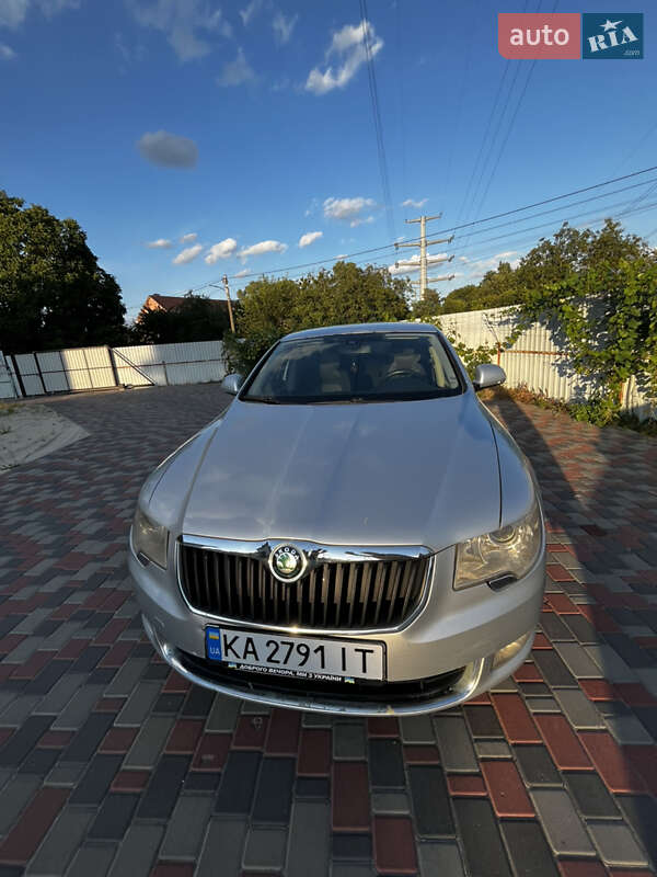 Ліфтбек Skoda Superb 2010 в Києві