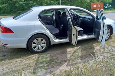 Лифтбек Skoda Superb 2015 в 