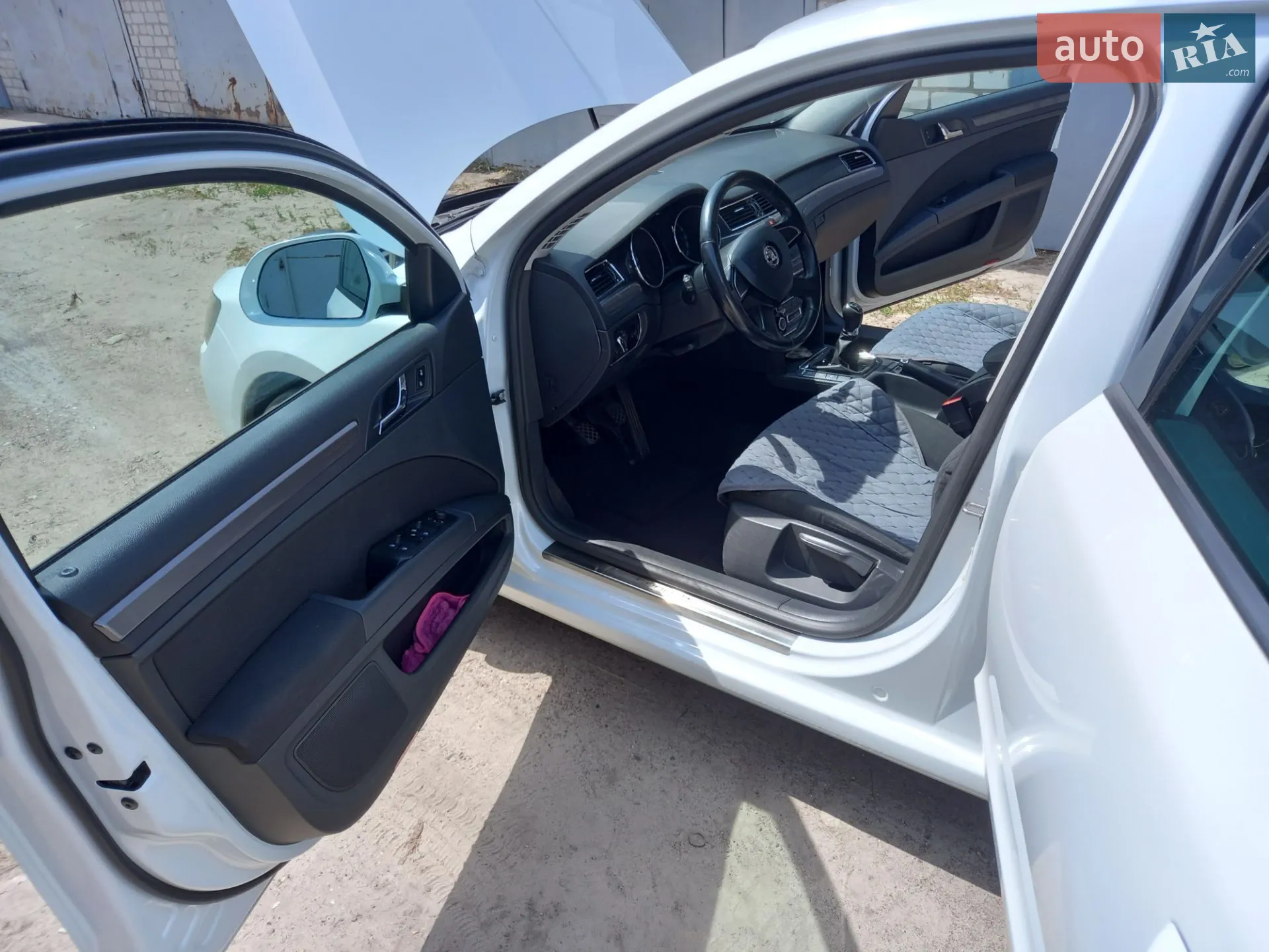 2015 Skoda Superb - мініатюра 26