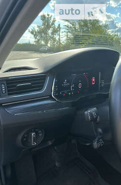 Лифтбек Skoda Superb 2022 в 