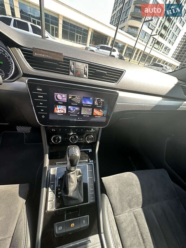 Универсал Skoda Superb 2017 в Днепре