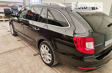 Универсал Skoda Superb 2011 в Ивано-Франковске