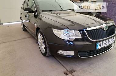 Универсал Skoda Superb 2011 в Ивано-Франковске