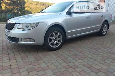 Ліфтбек Skoda Superb 2011 в Чернівцях