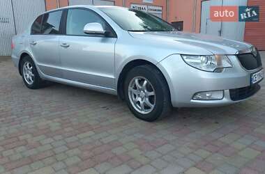 Ліфтбек Skoda Superb 2011 в Чернівцях