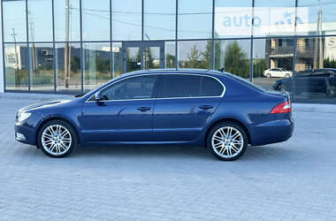 Лифтбек Skoda Superb 2010 в Хусте