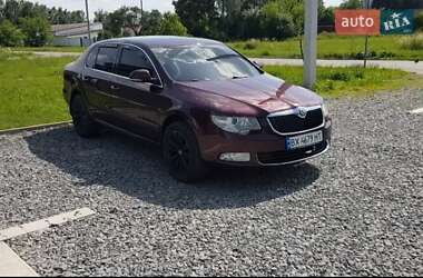Лифтбек Skoda Superb 2012 в 