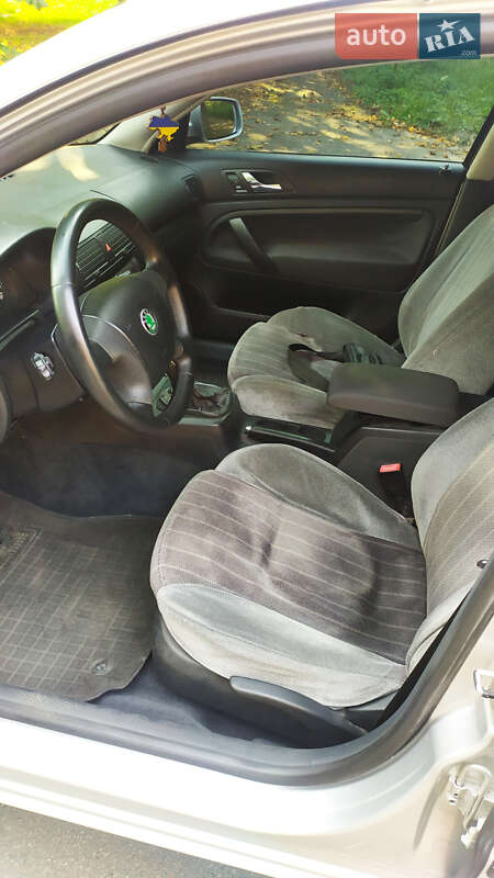 Ліфтбек Skoda Superb 2006 в Шостці