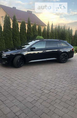 Универсал Skoda Superb 2017 в Ровно