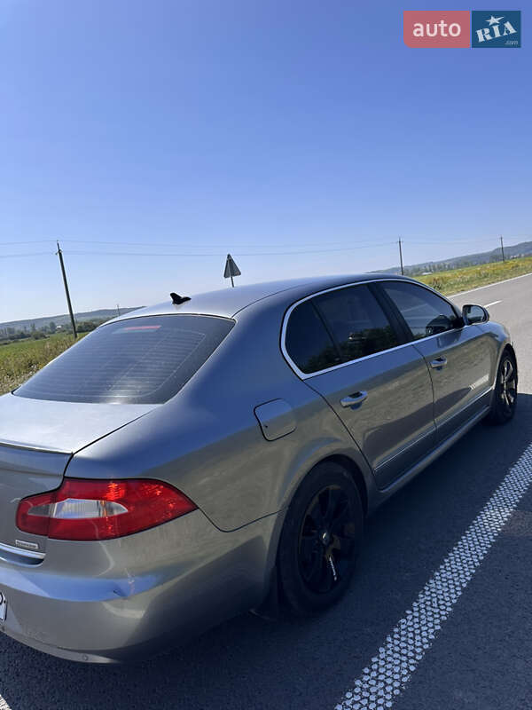 Ліфтбек Skoda Superb 2013 в Львові