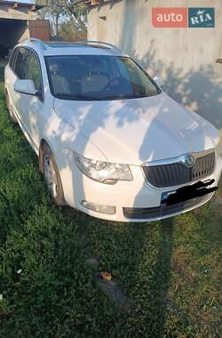 Универсал Skoda Superb 2010 в 