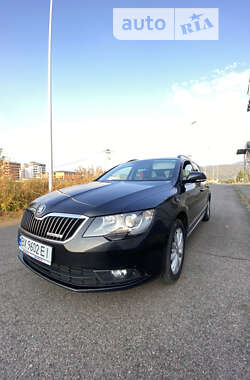 Универсал Skoda Superb 2013 в Хусте