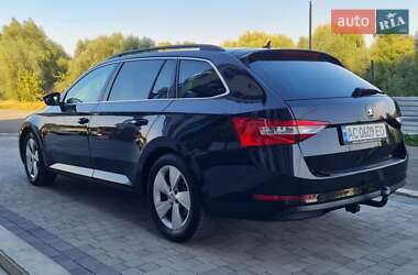 Универсал Skoda Superb 2016 в 