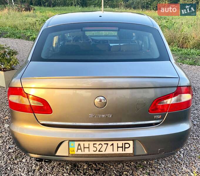 Ліфтбек Skoda Superb 2012 в Києві