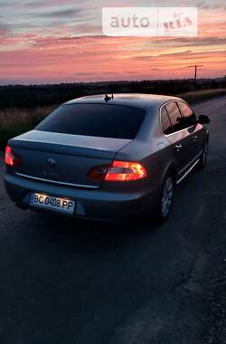 Ліфтбек Skoda Superb 2010 в Львові