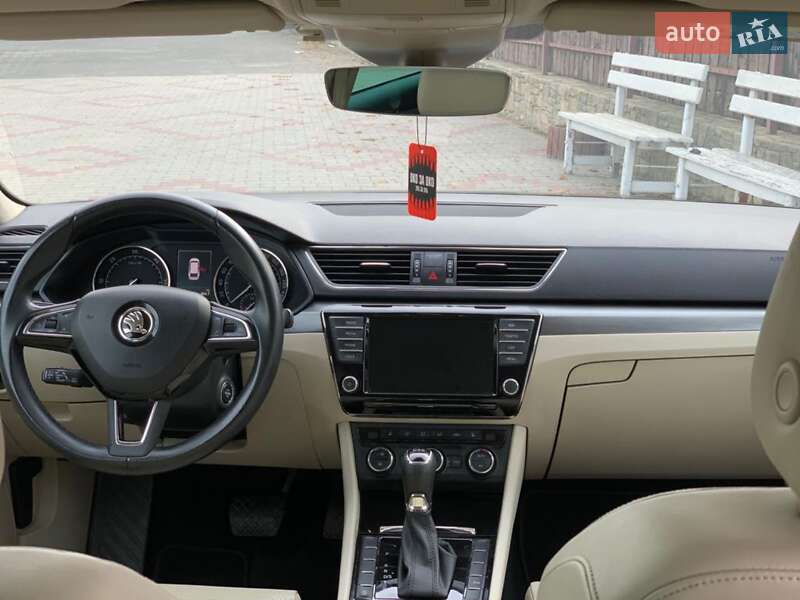 Универсал Skoda Superb 2017 в Хмельницком